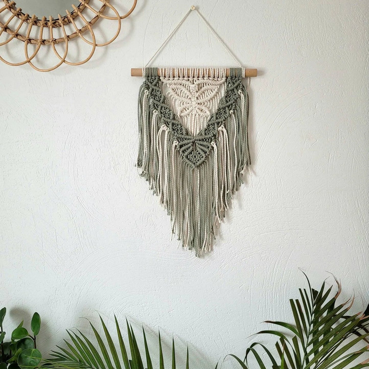 Macrame Wall Hanging Boho Art Wall Decor Wooden Bead Bedroom Nursery Apartment Home Decoration Gift for Girls Birthday Christmas